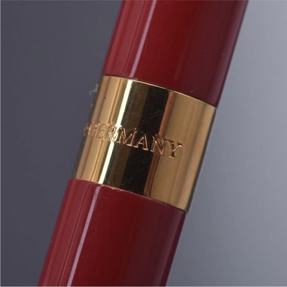 Tiffany & Co. Gold and Red Pen - Picture 8 of 8